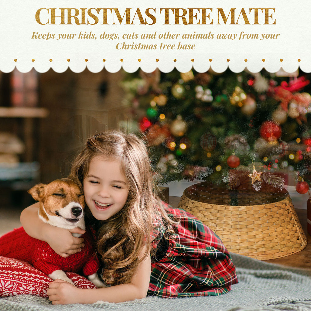 Woven rattan-look Christmas tree collar